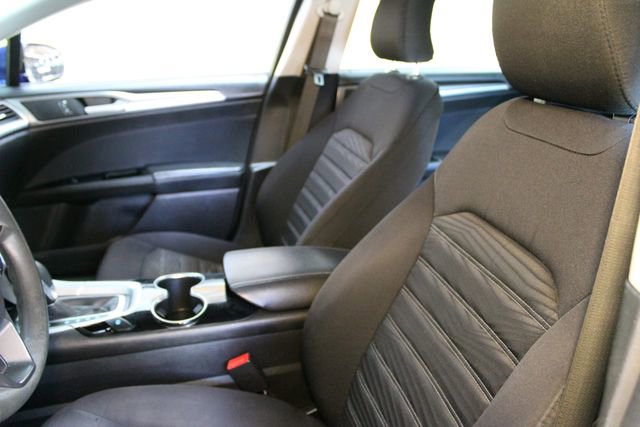 Used 2016 Ford Fusion SE FWD image 17