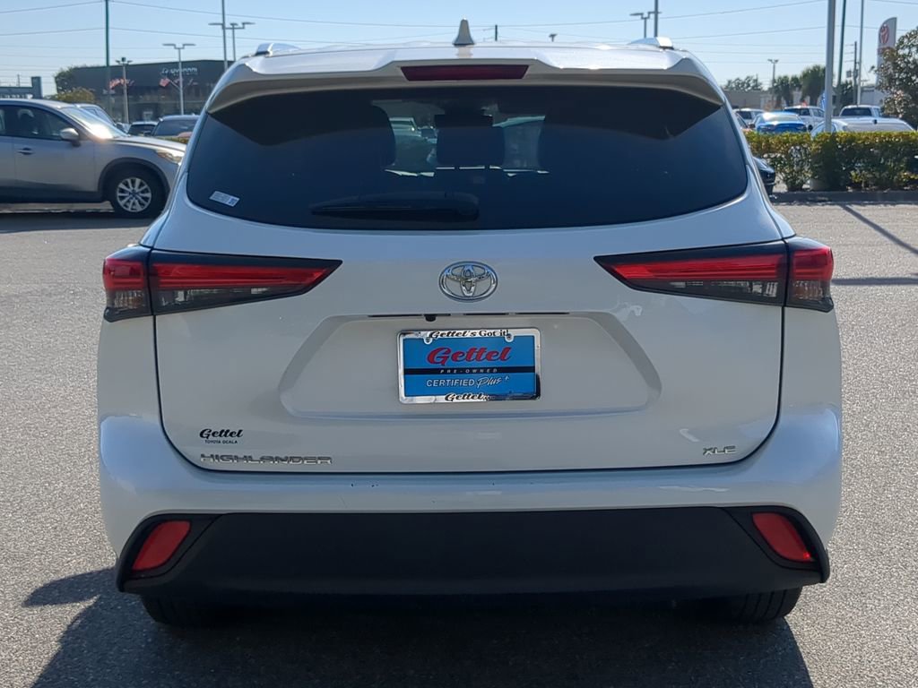 Used 2021 Toyota Highlander XLE image 14