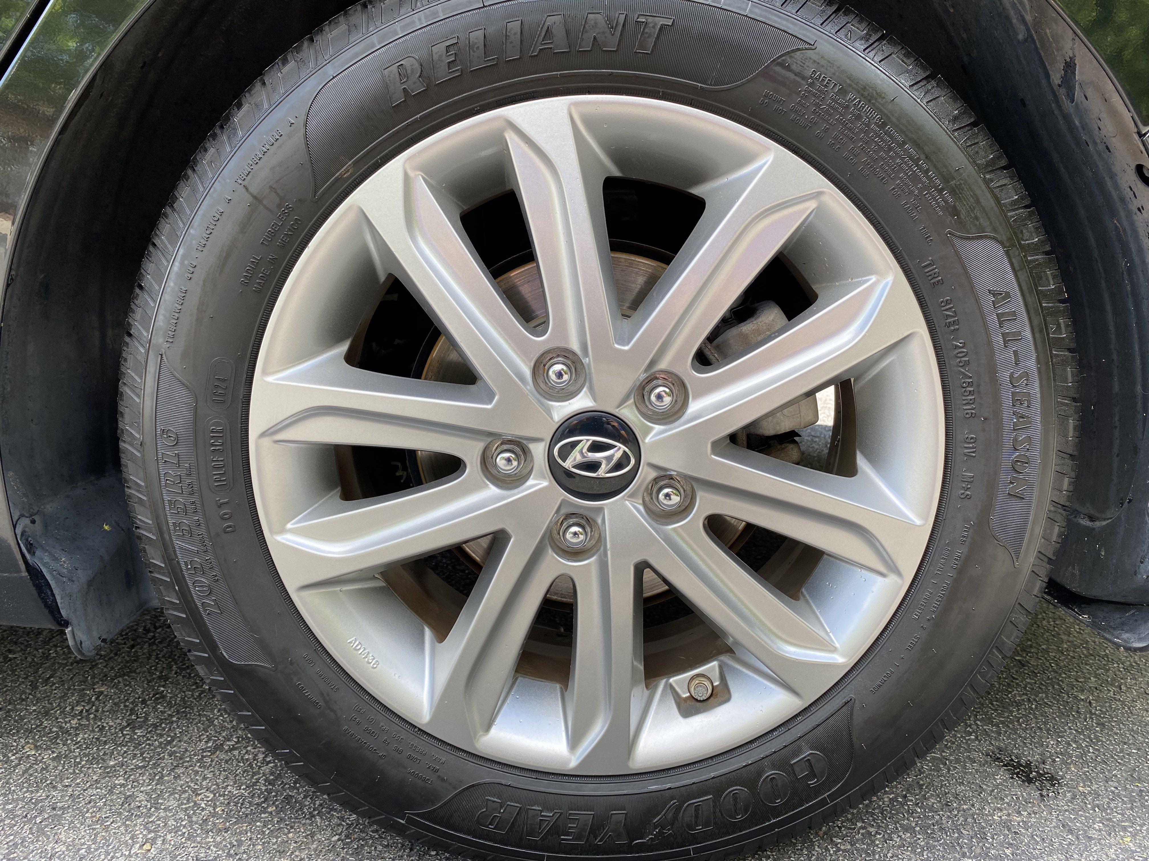 Used 2015 Hyundai Elantra SE w/ Option Group 03 image 38