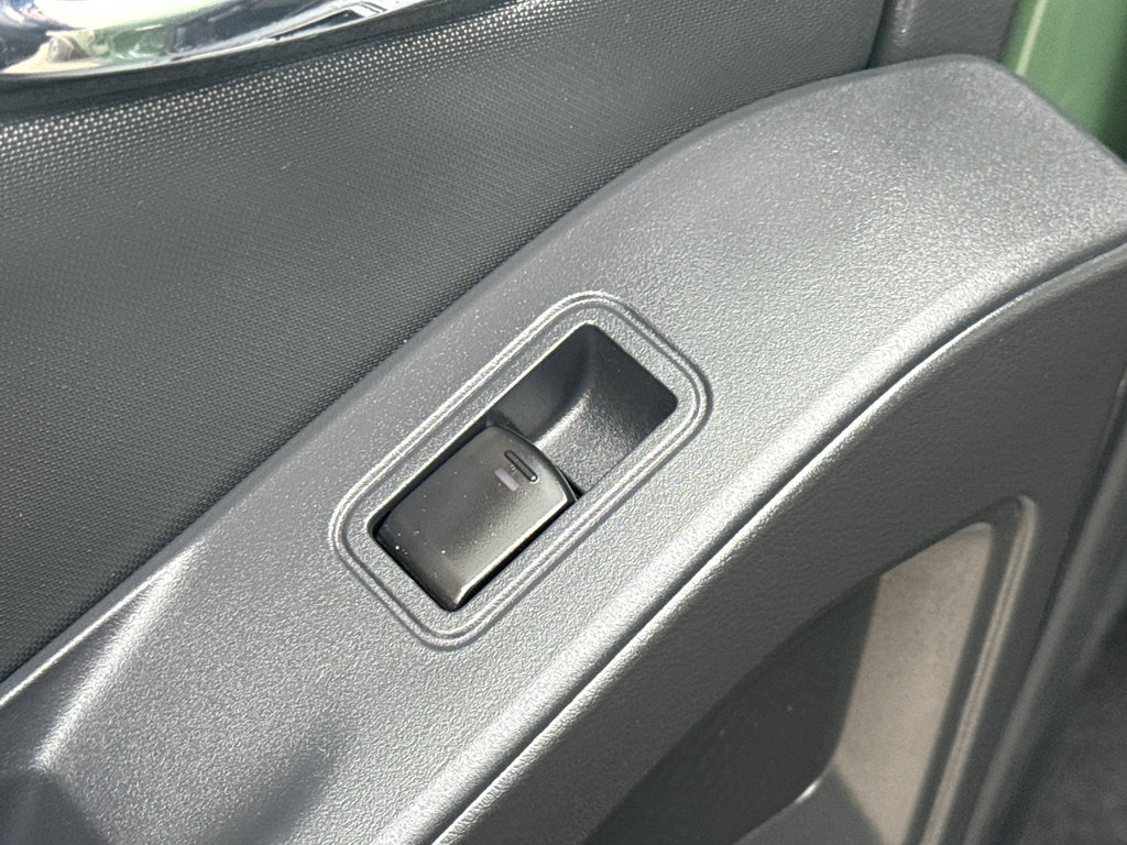 Certified 2023 Nissan Frontier PRO-4X w/ Pro Convenience Package AWD/4WD image 32