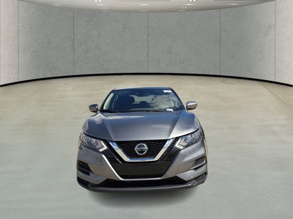 Used 2022 Nissan Rogue Sport S image 2