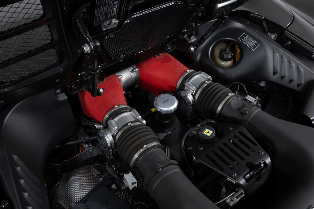 Used 2015 Ferrari 458 Spider RWD image 20
