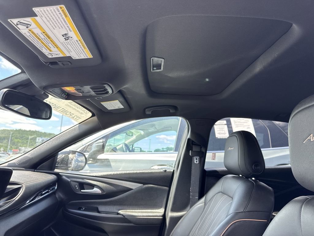 Used 2024 Buick Envista Avenir FWD image 21