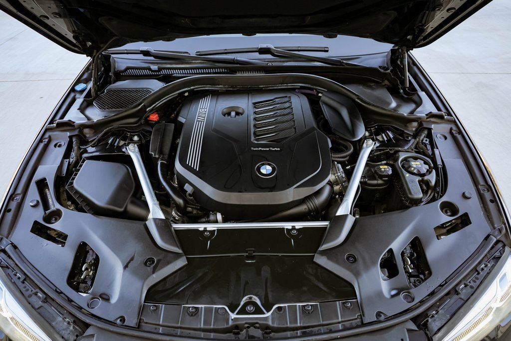 Used 2021 BMW 540i w/ Convenience Package image 19