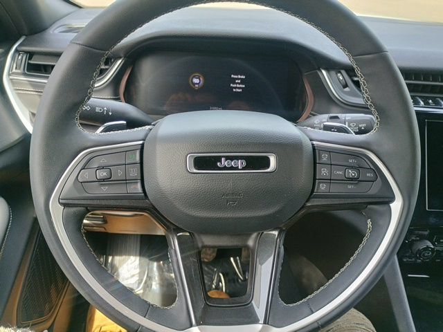 Certified 2023 Jeep Grand Cherokee Altitude AWD/4WD image 29