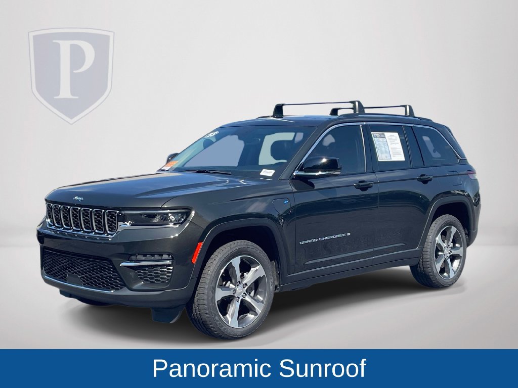 Used 2023 Jeep Grand Cherokee 4WD 4xe image 4