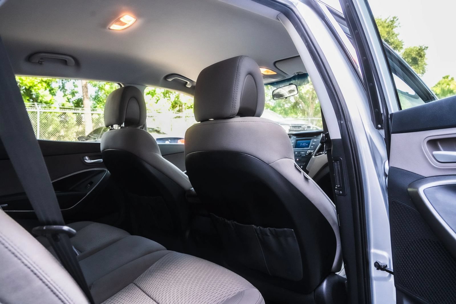 Used 2018 Hyundai Santa Fe Sport w/ Cargo Package FWD image 18