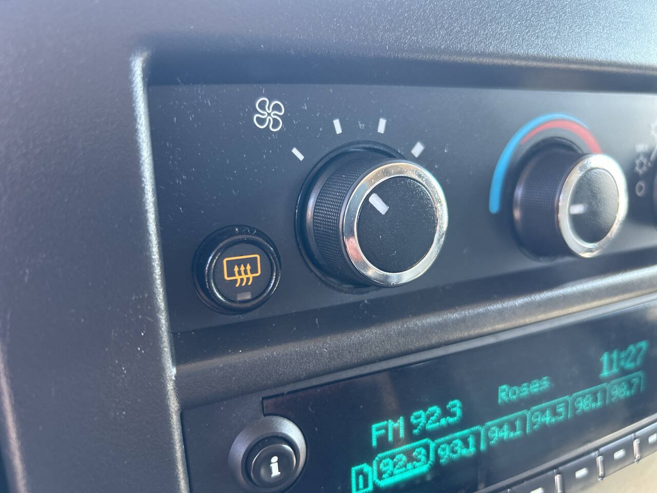 Used 2020 Chevrolet Express 3500 LS RWD image 15