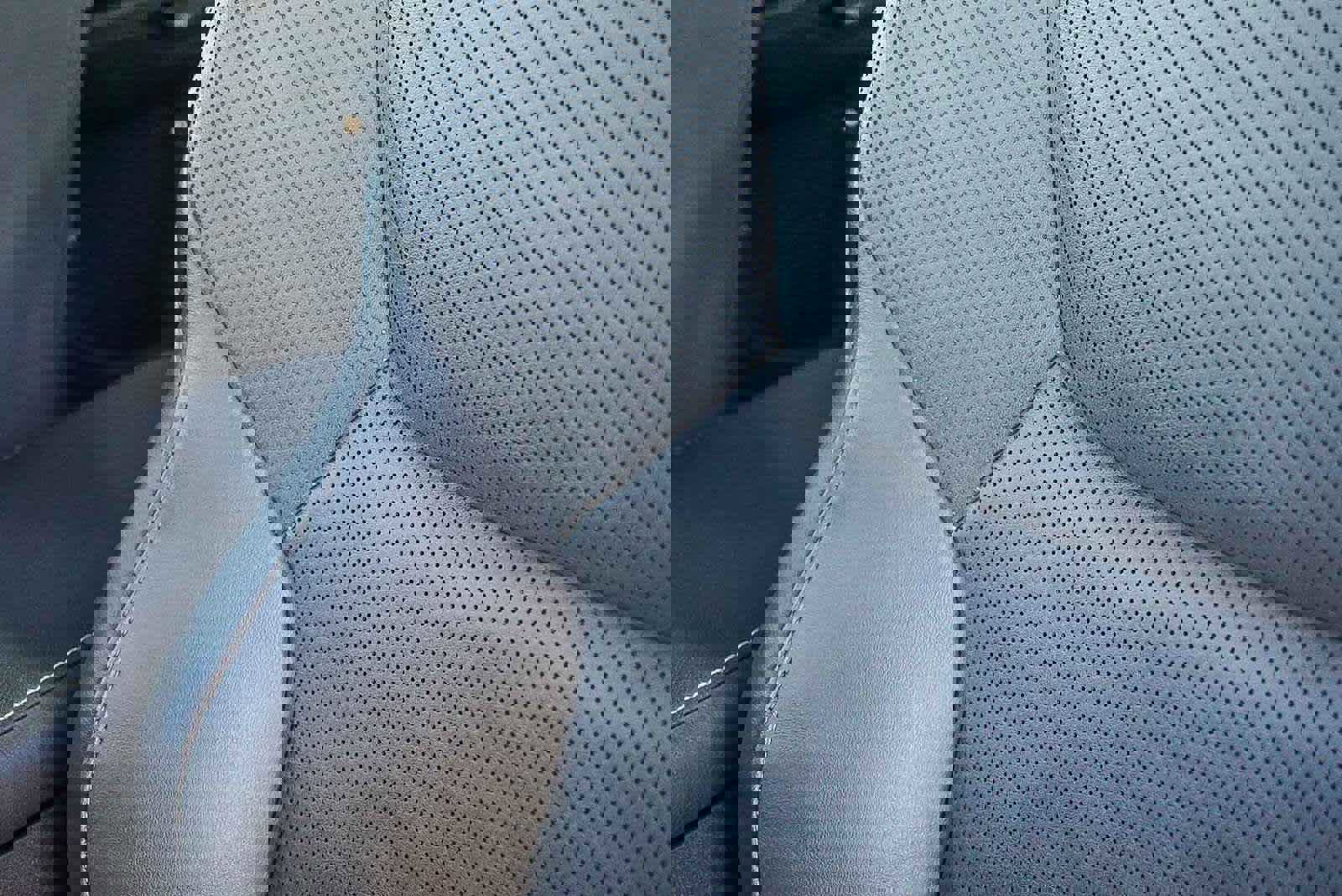 Used 2024 Lexus RZ 300e Premium w/ Technology Package image 34