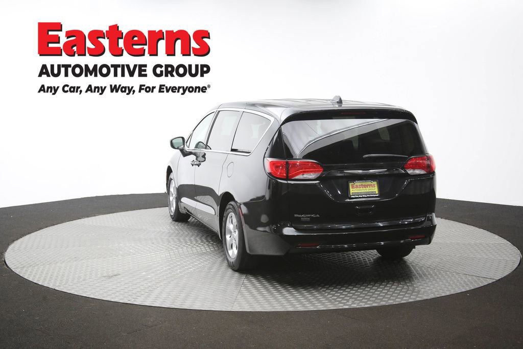Used 2017 Chrysler Pacifica LX w/ Tire & Wheel Group FWD image 64