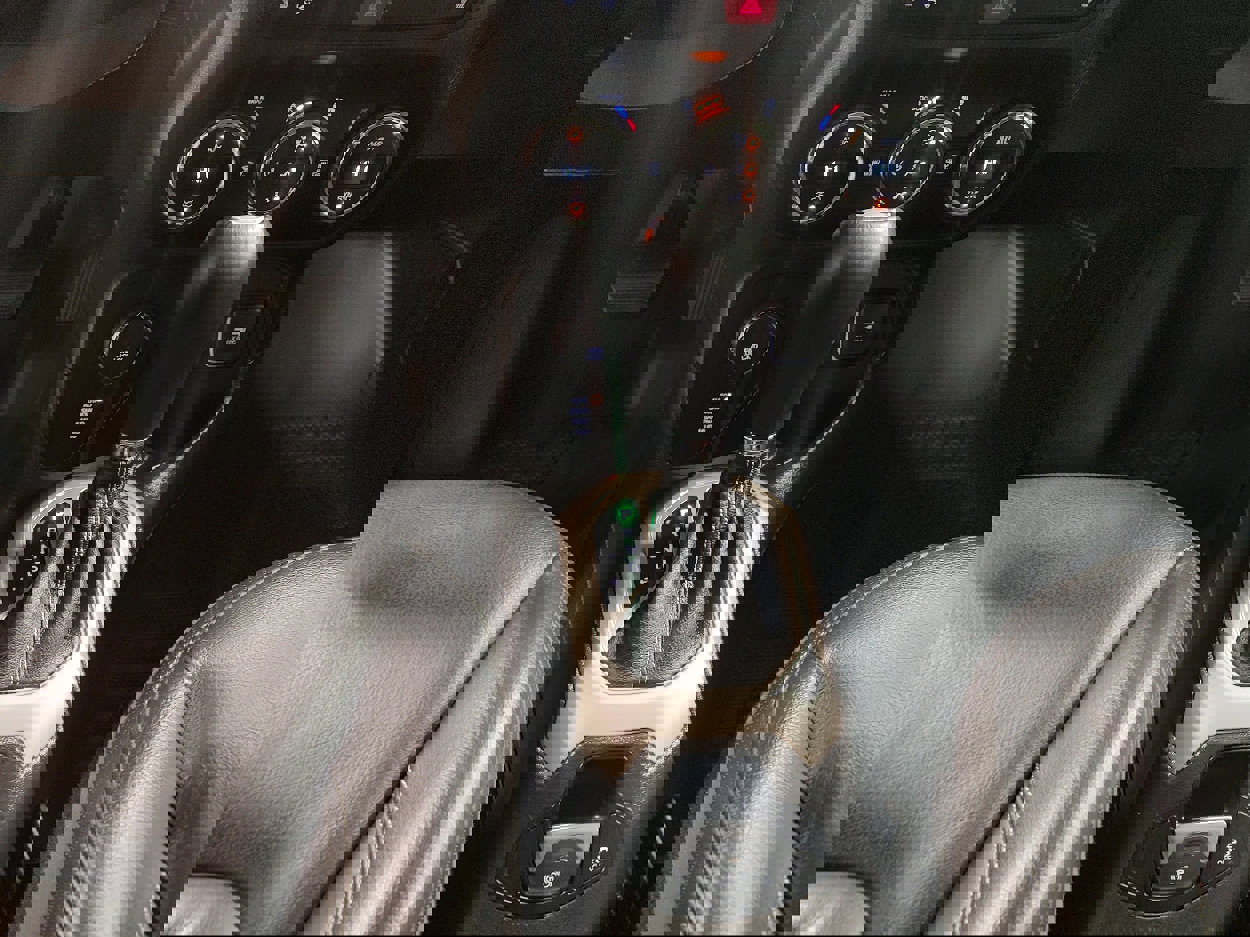 Used 2017 Jeep Renegade Limited image 8