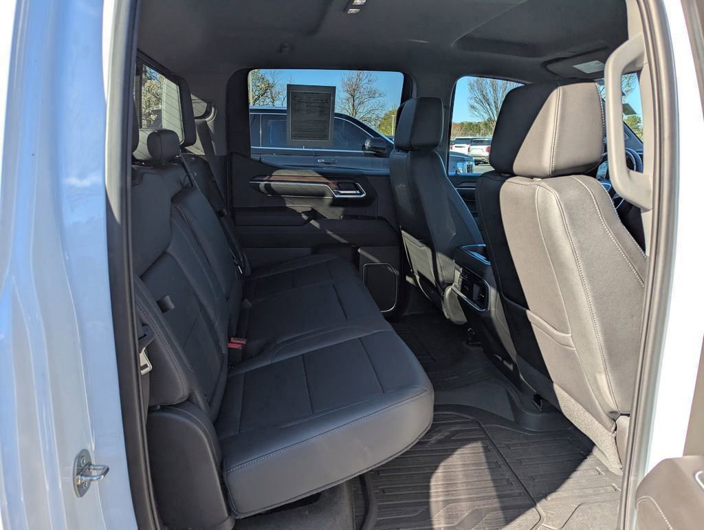 Used 2023 GMC Sierra 1500 SLT w/ SLT Premium Package image 15