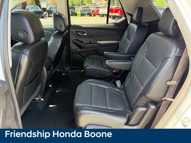 Used 2018 Chevrolet Traverse Premier w/ Driver Confidence II Package FWD image 32