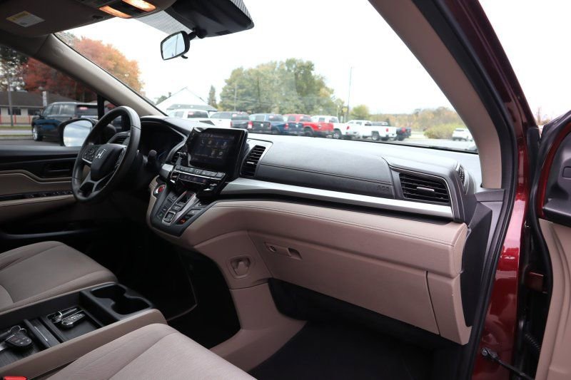 Used 2019 Honda Odyssey EX image 20