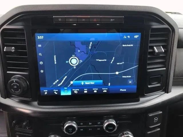 Used 2021 Ford F150 Platinum w/ Max Trailer Tow Package image 17