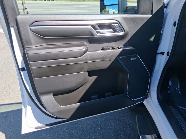 Used 2024 Chevrolet Silverado 2500 LTZ w/ LTZ Convenience Package image 11