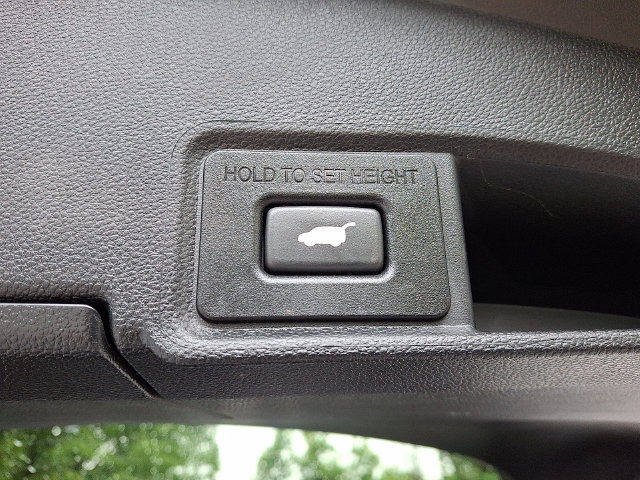 Used 2025 Acura RDX SH-AWD image 31