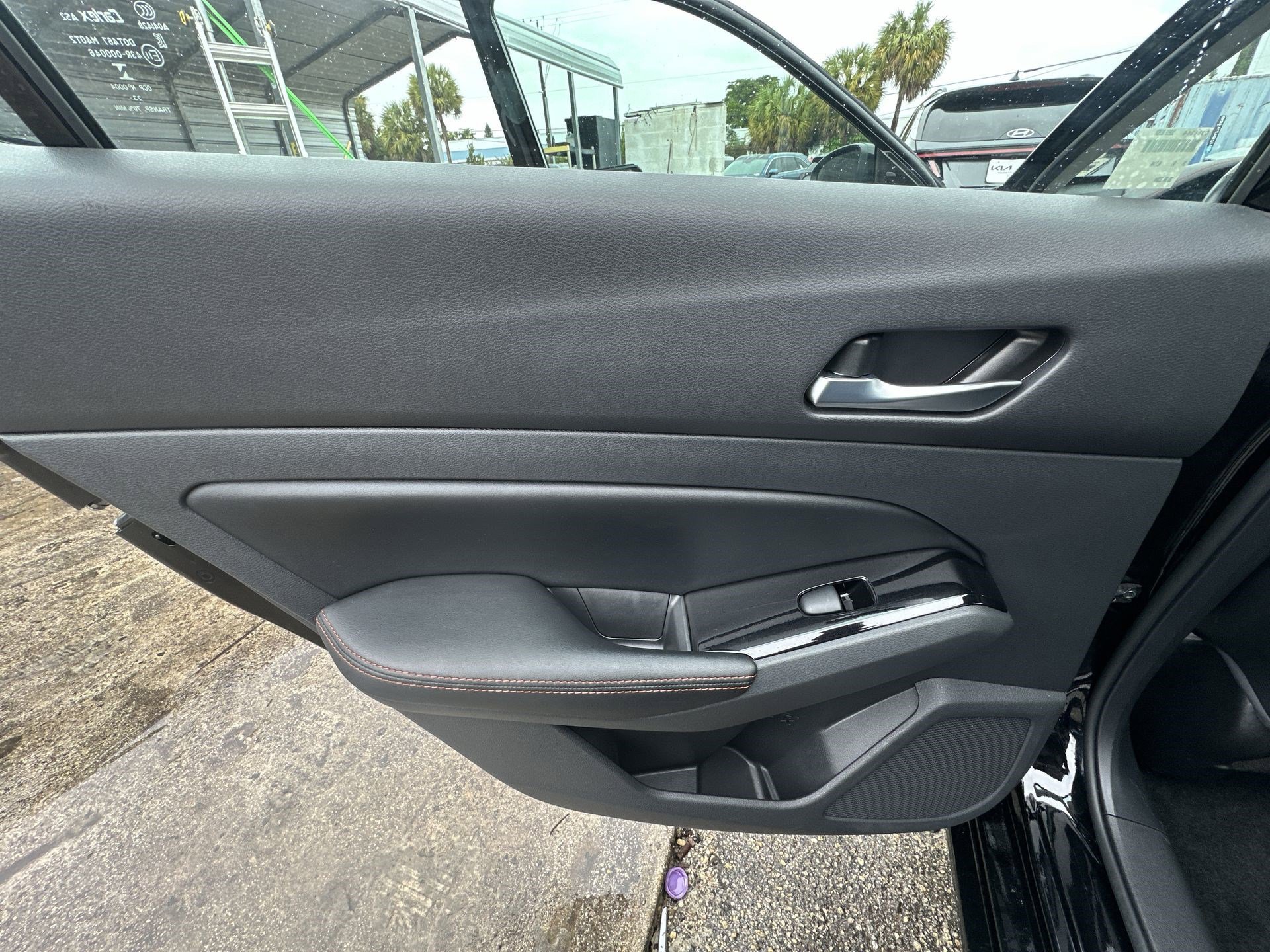 Used 2024 Nissan Altima 2.5 SR image 29