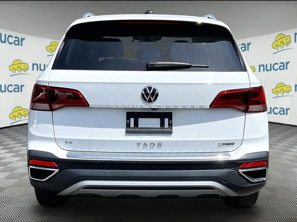 Used 2023 Volkswagen Taos SE w/ Panoramic Sunroof Package AWD/4WD image 6