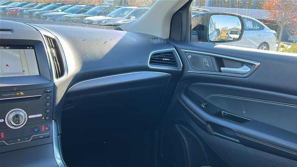 Used 2019 Ford Edge Titanium w/ Equipment Group 301A image 24