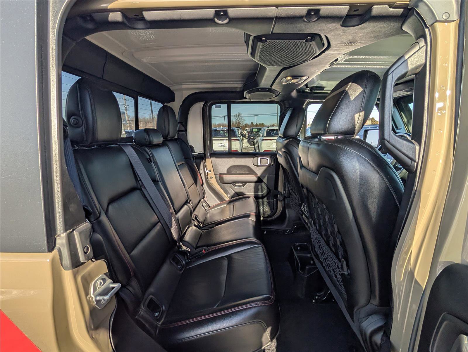 Used 2020 Jeep Gladiator Rubicon image 12