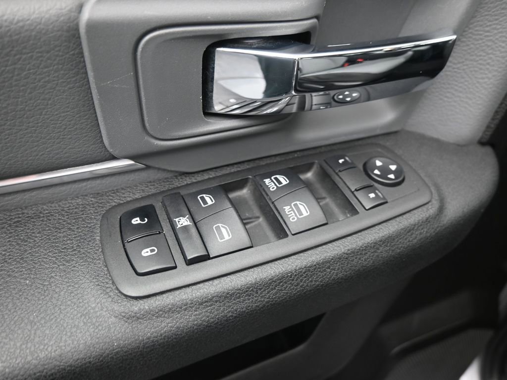 Used 2024 RAM 1500 Classic SLT image 13
