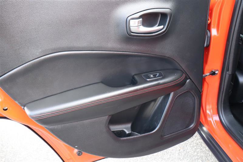 Used 2019 Jeep Compass Trailhawk w/ Popular Equipment Group image 9