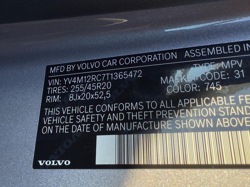 New 2026 Volvo XC60 B5 Plus w/ Protection Package Premier AWD/4WD image 16