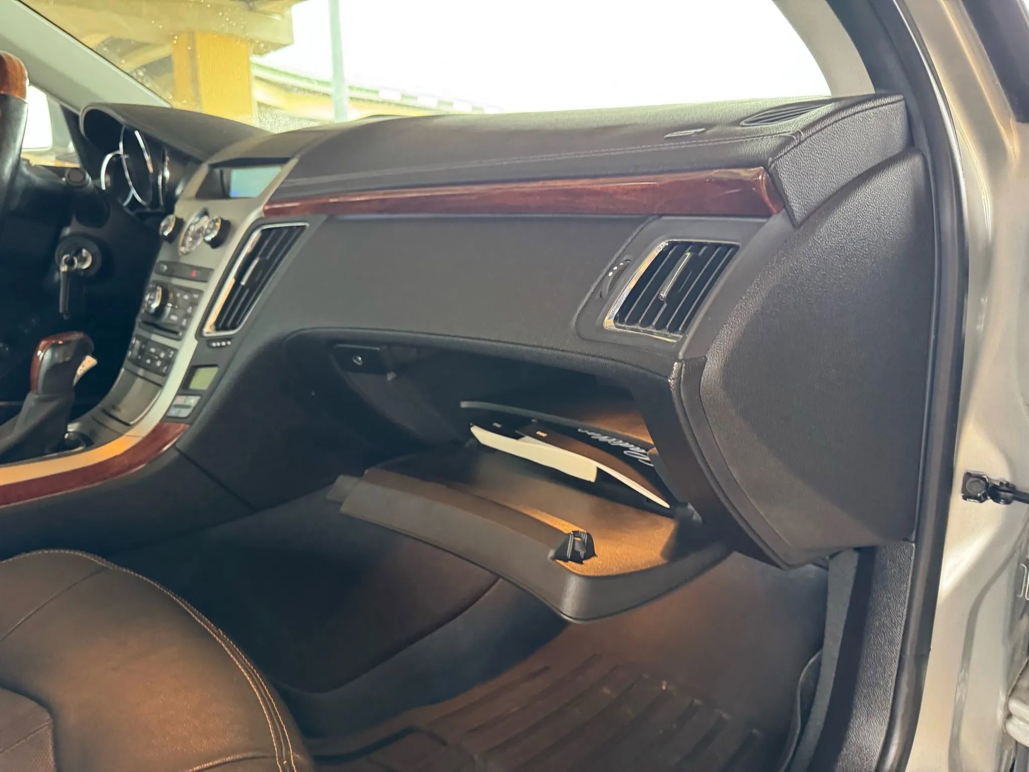Used 2012 Cadillac CTS Luxury AWD/4WD image 26