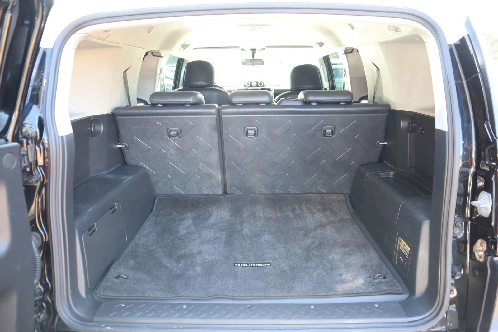 Used 2007 Toyota FJ Cruiser 4WD image 13