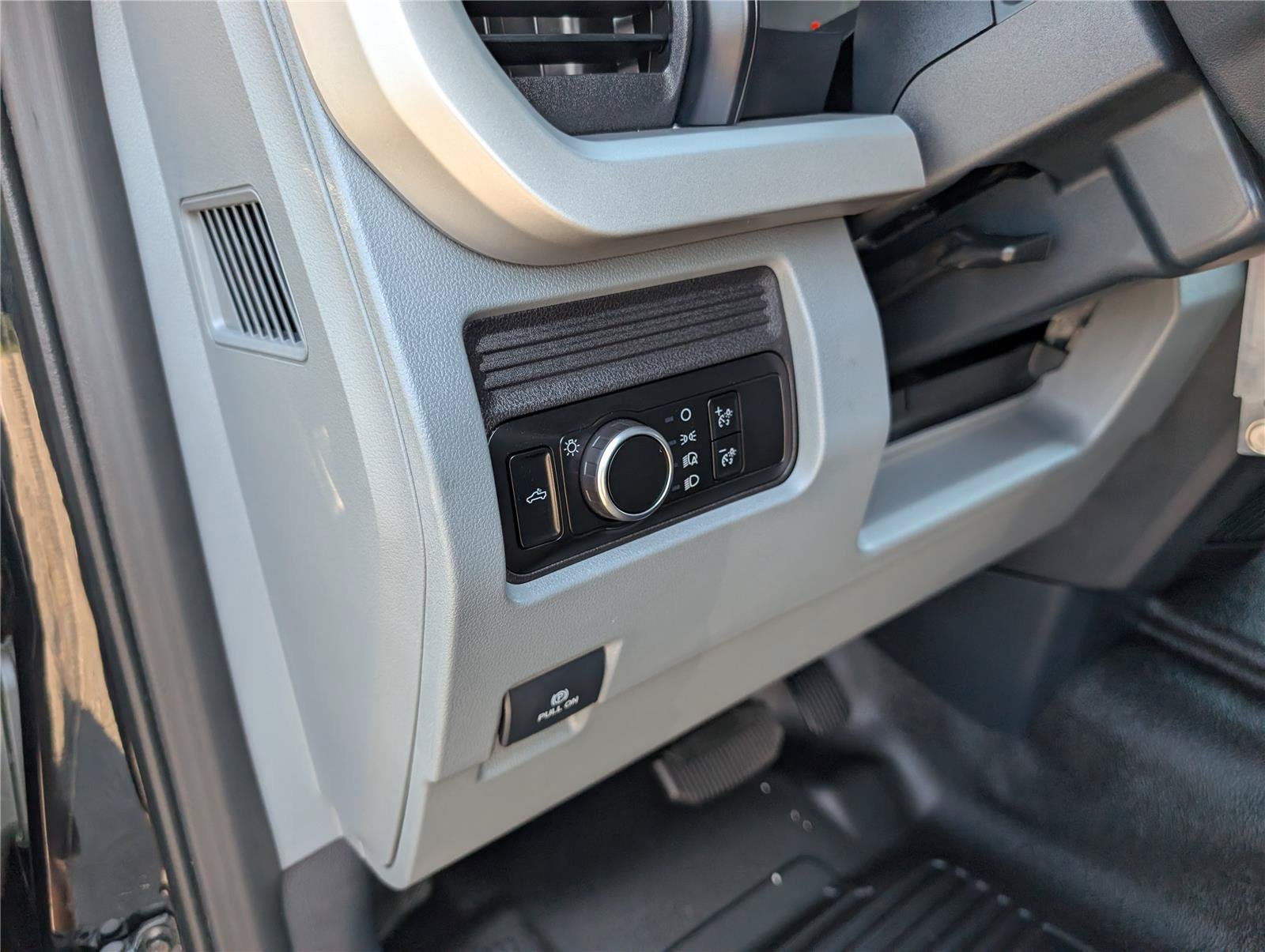 Used 2025 Ford F350 XL w/ 360-Degree Camera Package AWD/4WD image 21