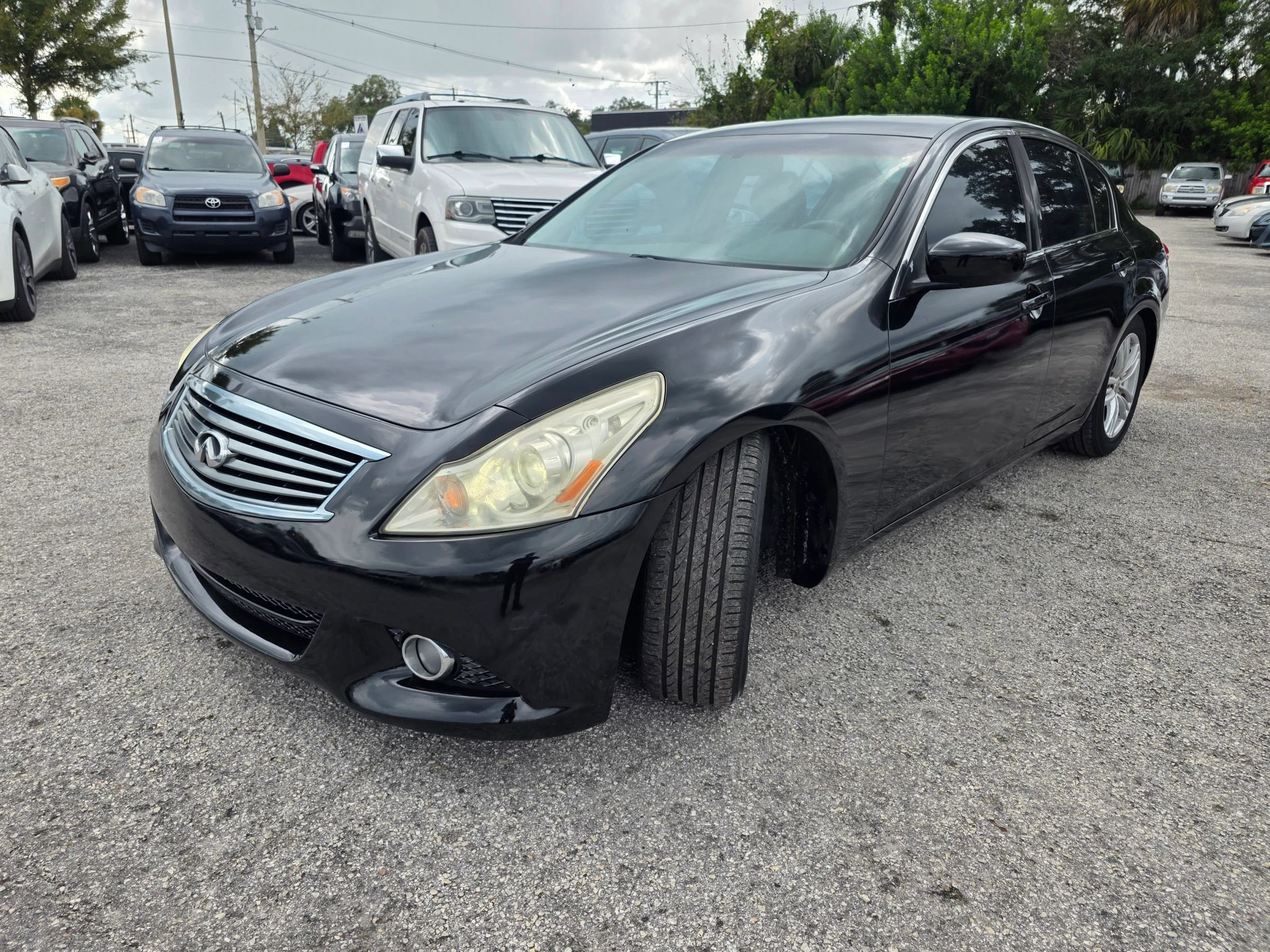 Used 2011 INFINITI G25 RWD image 3