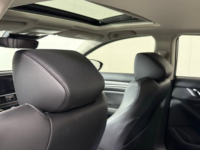 Used 2022 Honda Accord EX-L image 25
