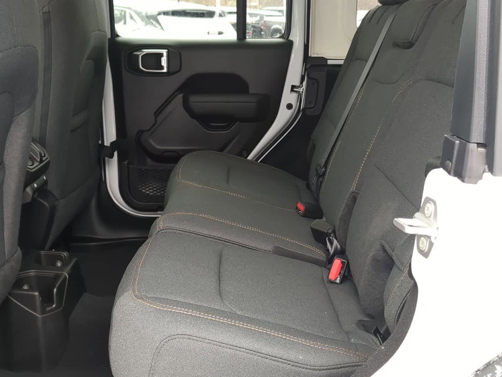 Used 2026 Jeep Wrangler Sport AWD/4WD image 25
