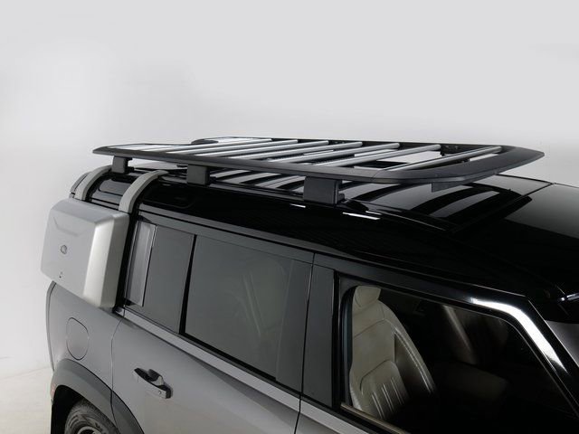 Used 2020 Land Rover Defender 110 HSE AWD/4WD image 29