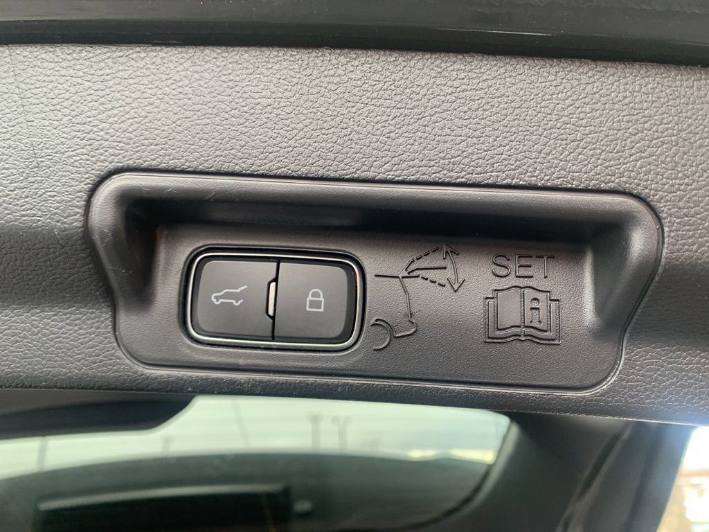 Used 2022 Ford Explorer Timberline image 19