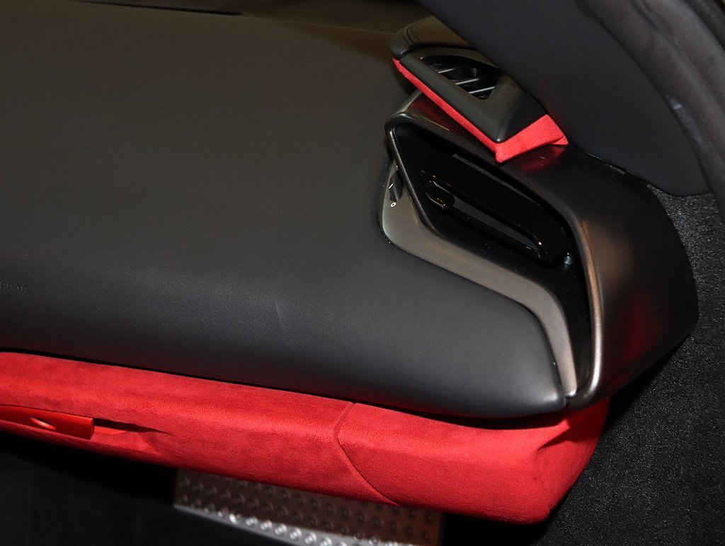 Certified 2022 Ferrari SF90 Spider image 95