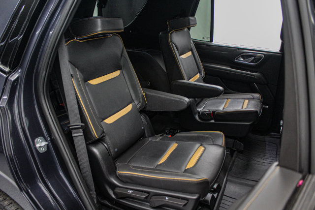 Certified 2024 GMC Yukon AT4 w/ Technology Package AWD/4WD image 19