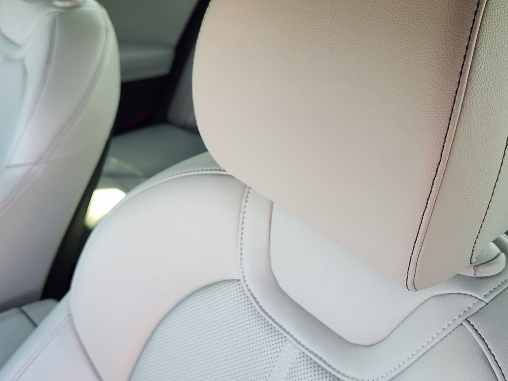 Used 2023 Genesis G70 2.0T AWD/4WD image 20