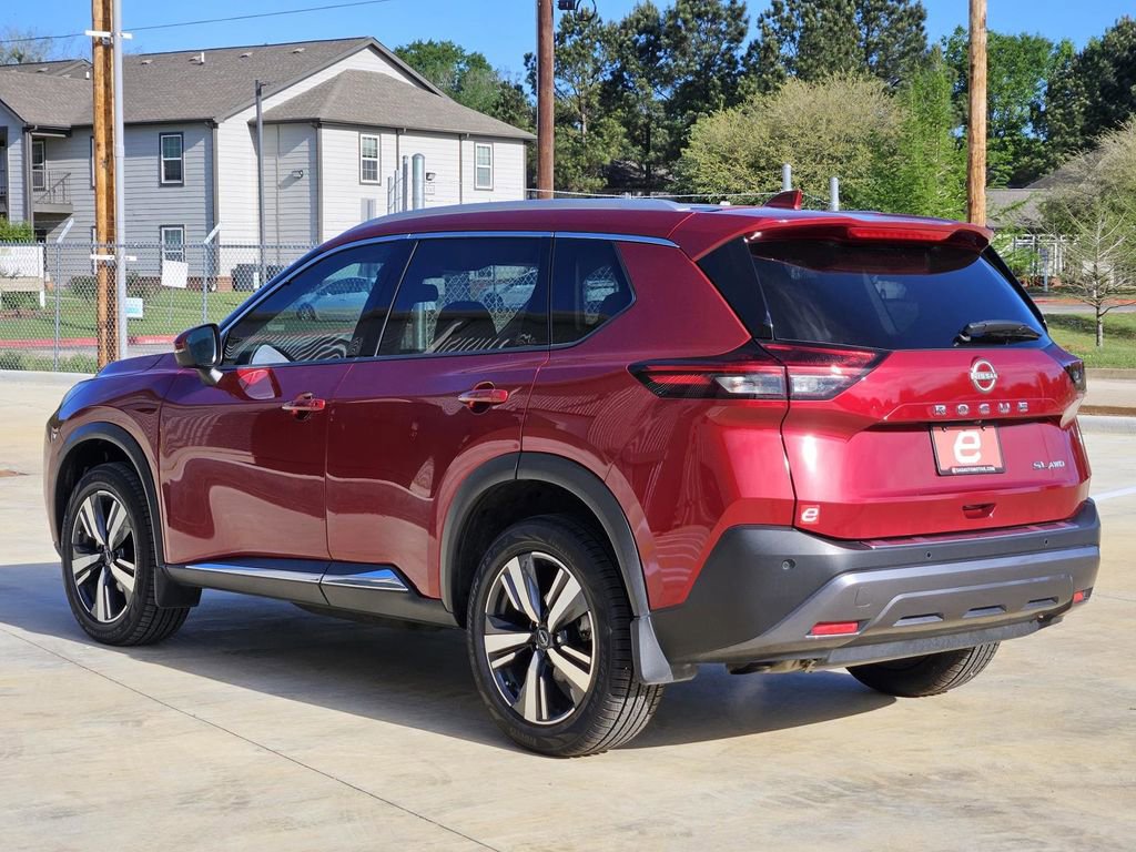 Used 2023 Nissan Rogue SL image 5