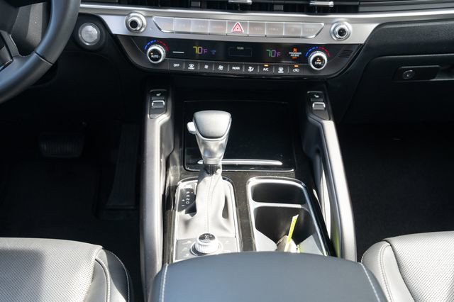Used 2025 Kia Telluride S AWD/4WD image 34