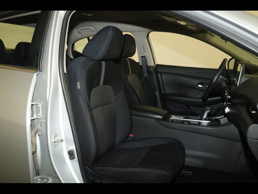 Used 2021 Nissan Sentra SV w/ Trunk Package FWD image 11