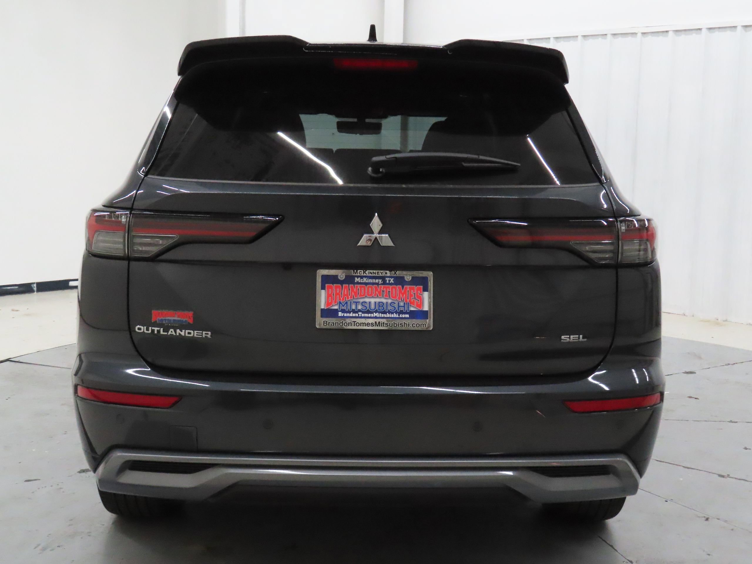 New 2026 Mitsubishi Outlander SEL image 4