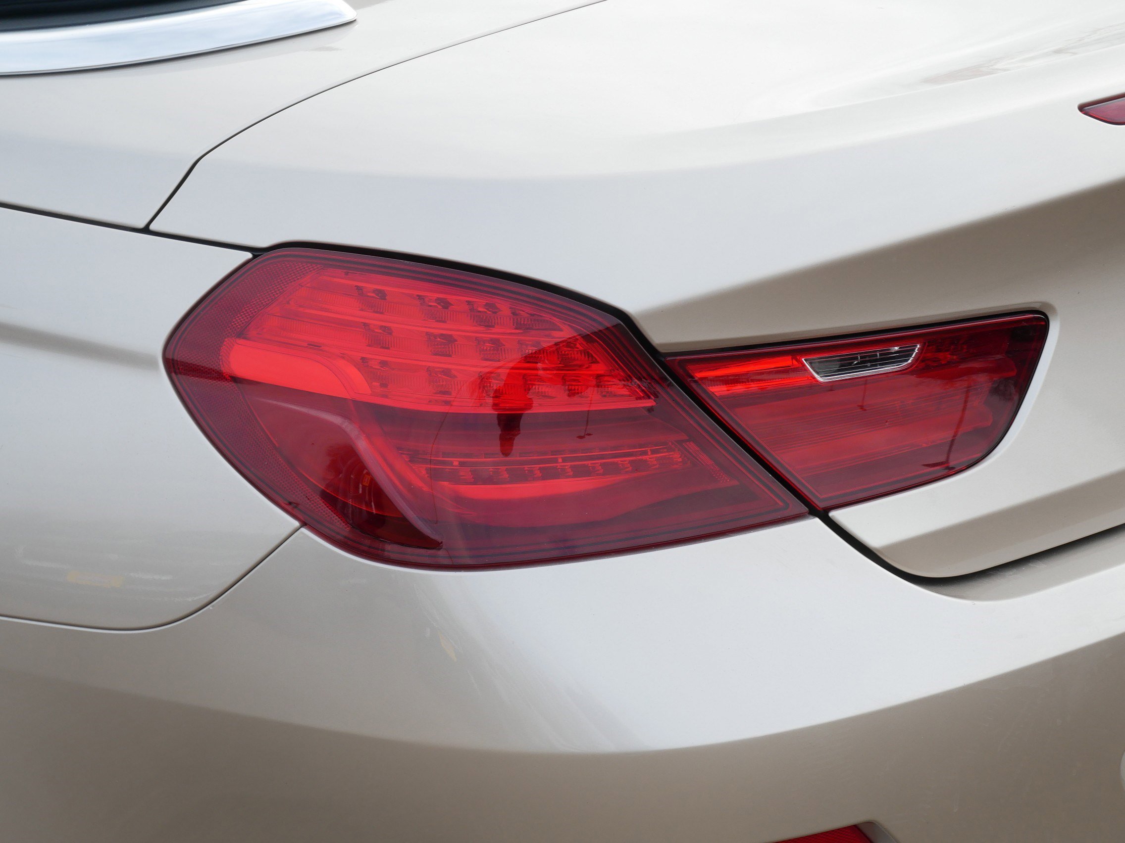 Used 2012 BMW 640i Convertible image 17