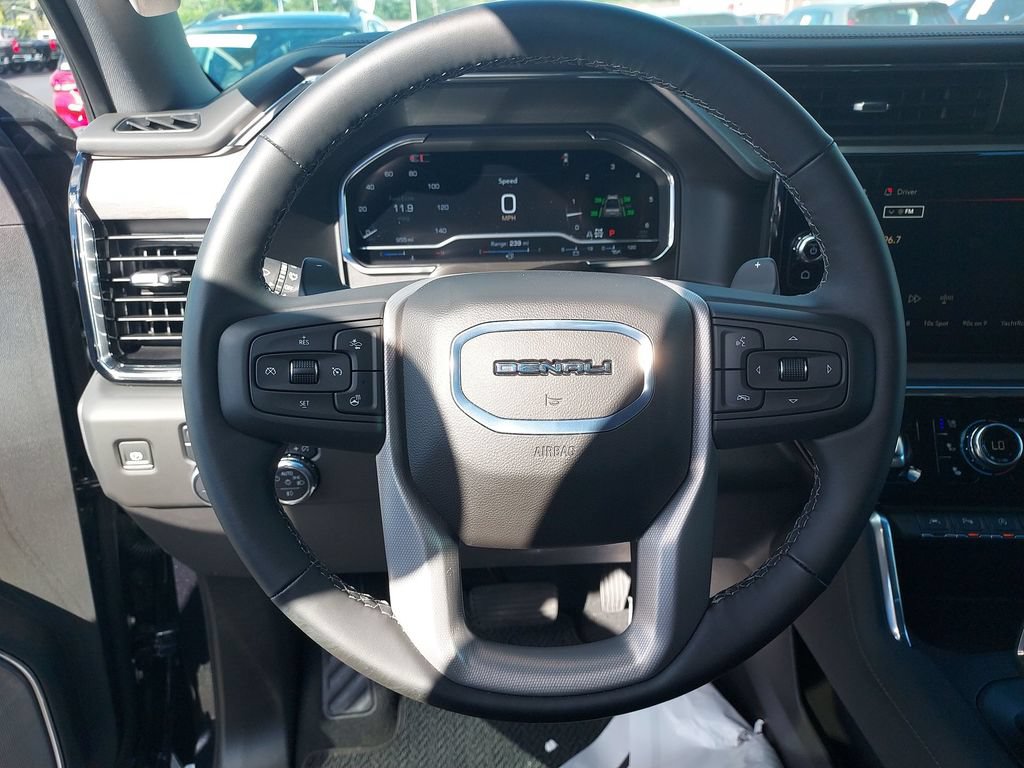 Used 2025 GMC Sierra 1500 Denali w/ Denali Reserve Package AWD/4WD image 20