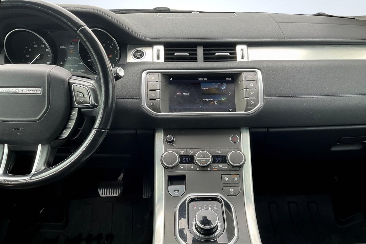 Used 2017 Land Rover Range Rover Evoque SE AWD/4WD image 6