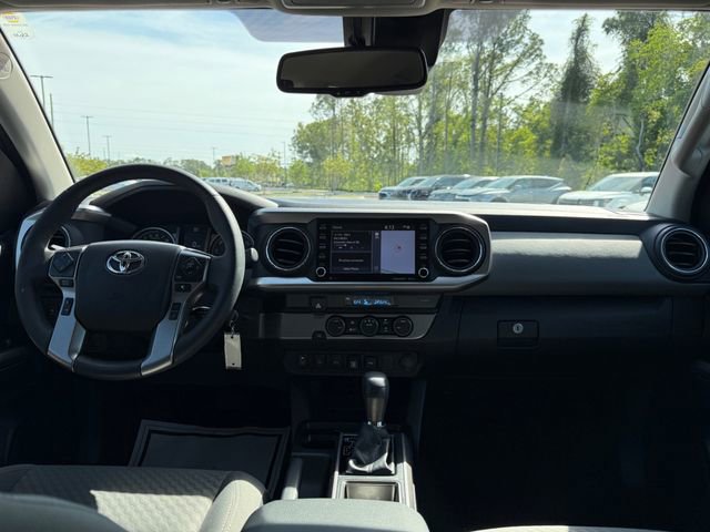 Used 2022 Toyota Tacoma SR5 RWD image 10