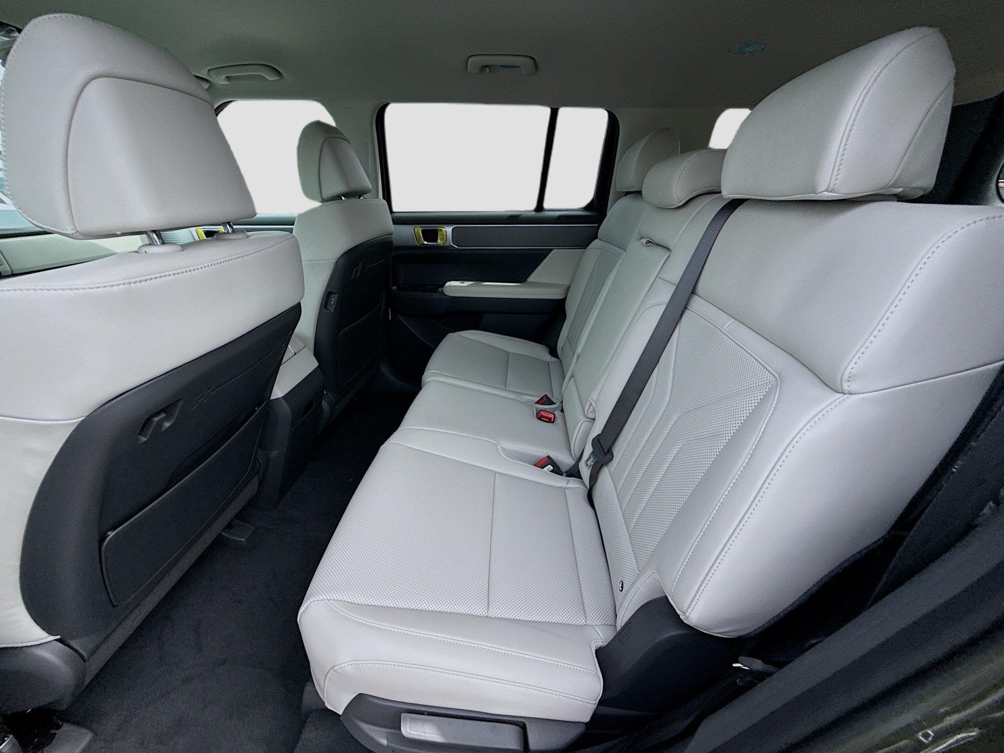 New 2026 Hyundai Santa Fe SEL FWD image 17