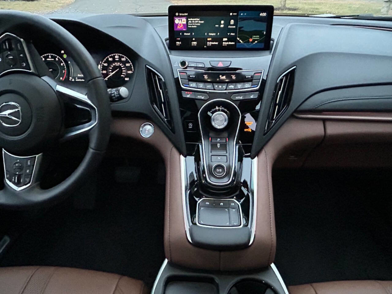 Used 2025 Acura RDX SH-AWD w/ Technology Package image 17