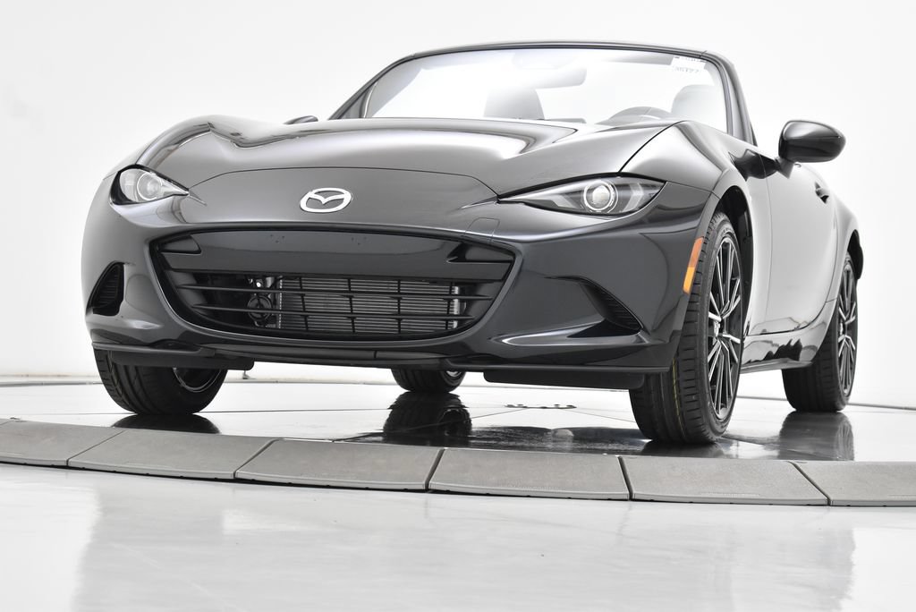 New 2026 MAZDA MX-5 Miata Grand Touring w/ Weather Package RWD image 16